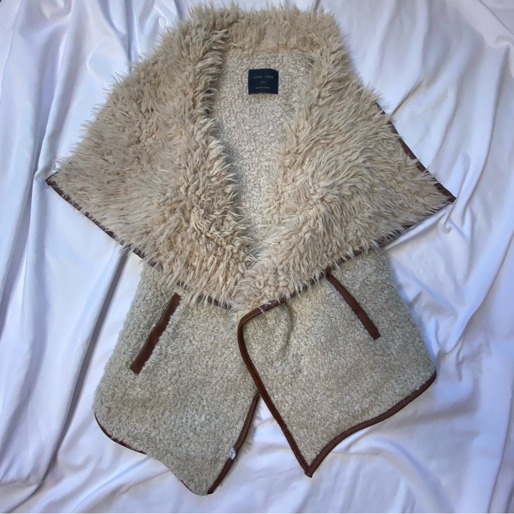 Open Front Sherpa Vest with Pockets in Natural